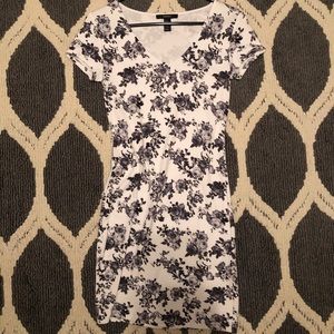 Black and white floral bodycon dress
